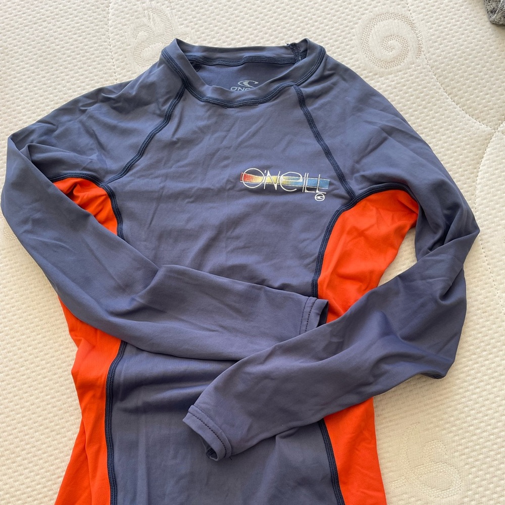 O'Neill Charcoal and Orange Performance Top